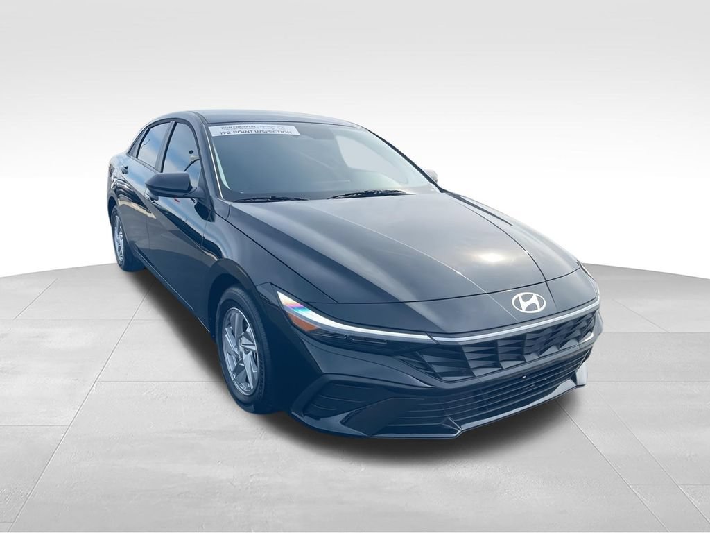 Used 2026 Hyundai Elantra SE FWD video 2