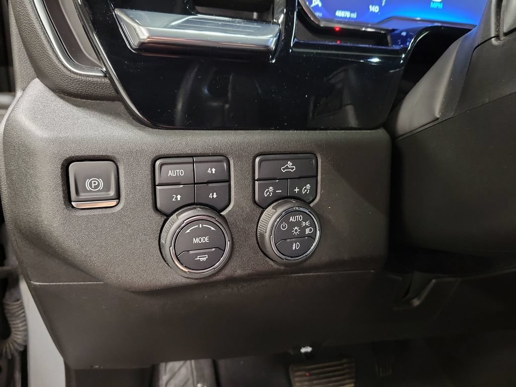 Used 2024 Chevrolet Silverado 1500 RST w/ Z71 Off-Road Package AWD/4WD image 30
