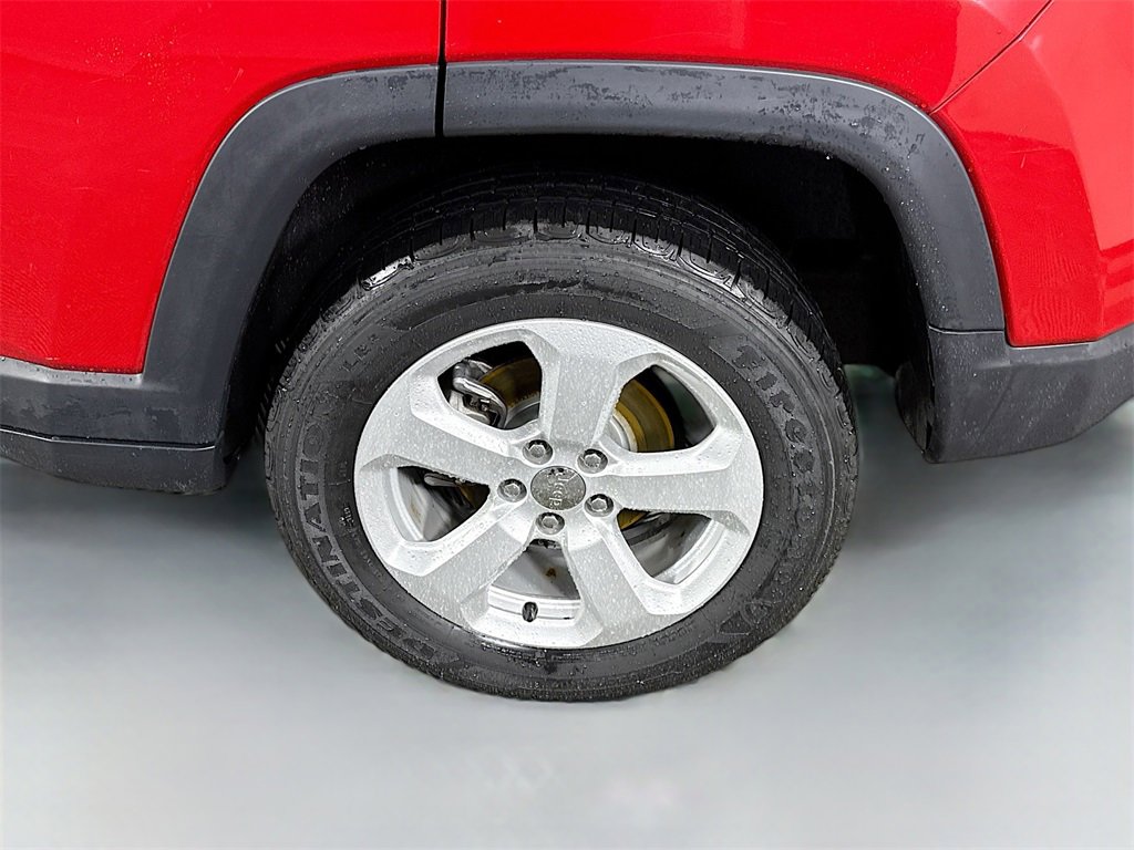 Used 2020 Jeep Compass Latitude w/ Popular Equipment Group image 35