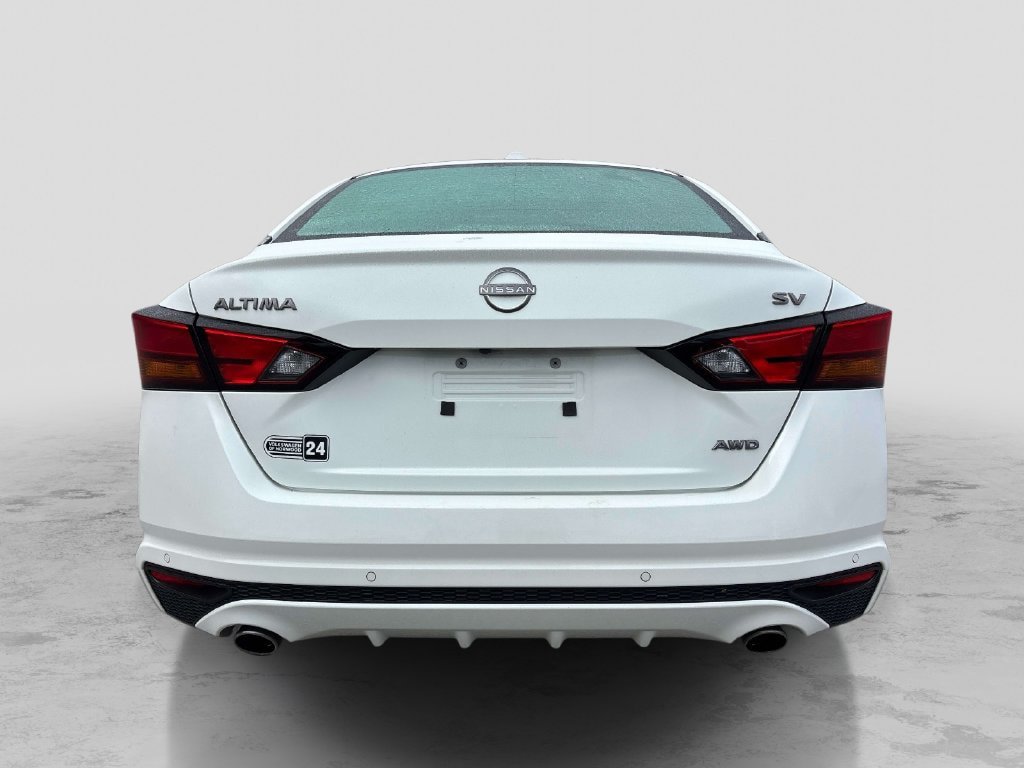 Used 2024 Nissan Altima 2.5 SV w/ SV Premium Package AWD/4WD image 4