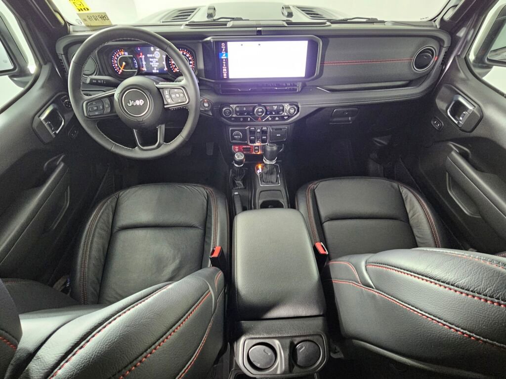 Used 2025 Jeep Gladiator Rubicon w/ Safety Group image 21