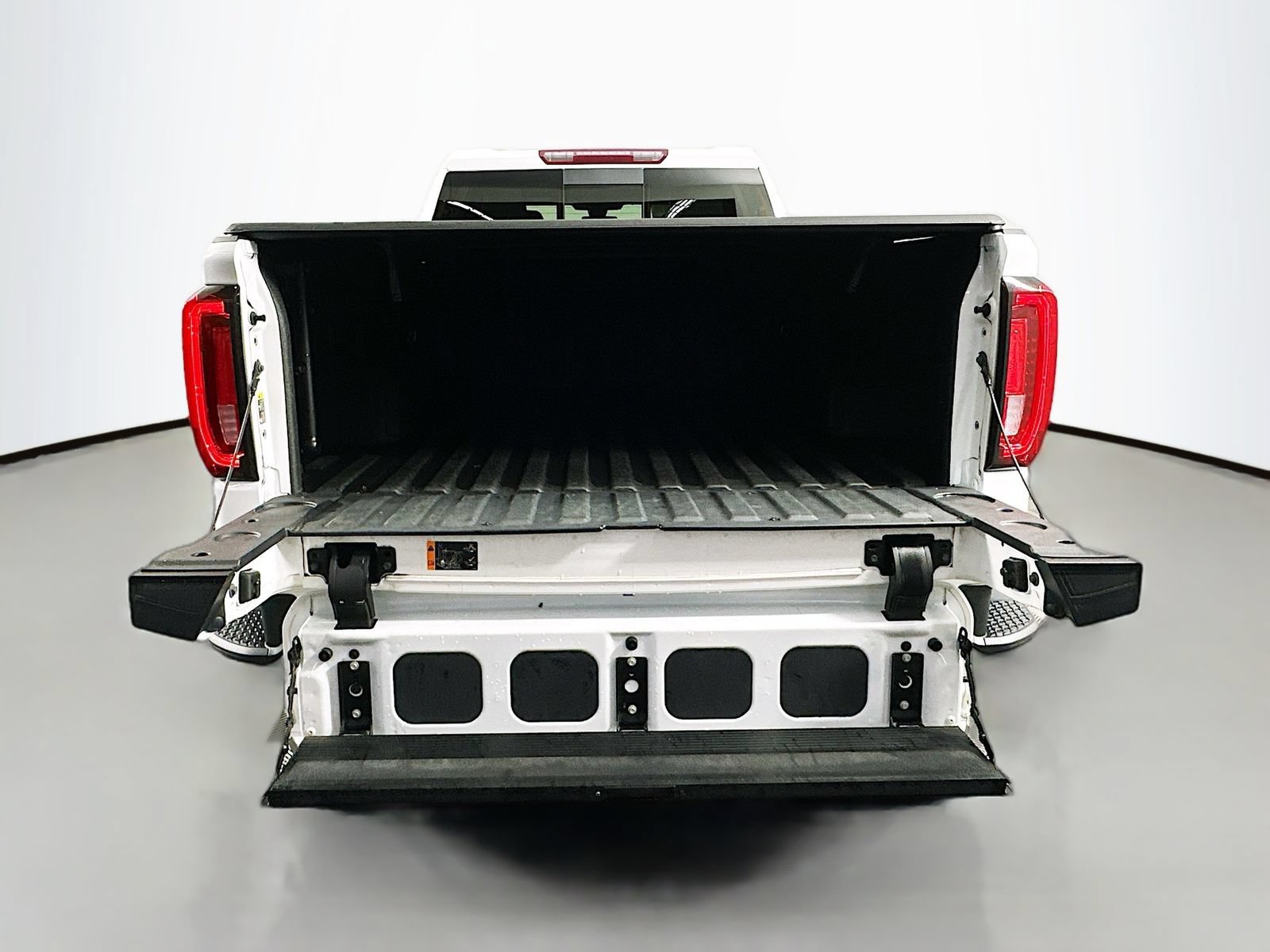 Used 2020 GMC Sierra 1500 AT4 w/ AT4 Premium Package AWD/4WD image 27
