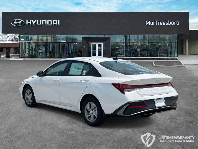 New 2026 Hyundai Elantra SE FWD image 7