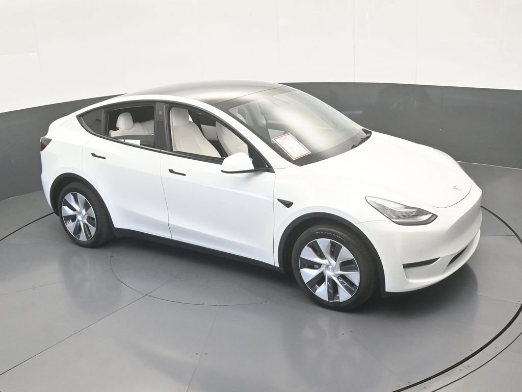 Used 2021 Tesla Model Y Long Range AWD/4WD image 43