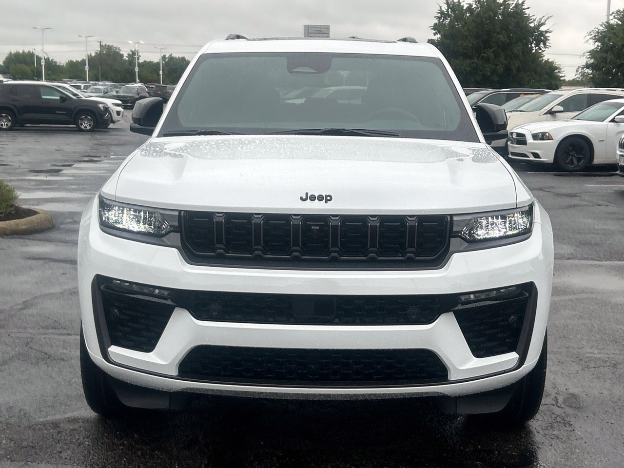New 2027 Jeep Grand Cherokee Limited AWD/4WD image 8