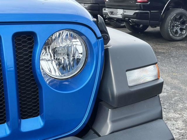 Used 2022 Jeep Wrangler Unlimited Sport AWD/4WD image 9