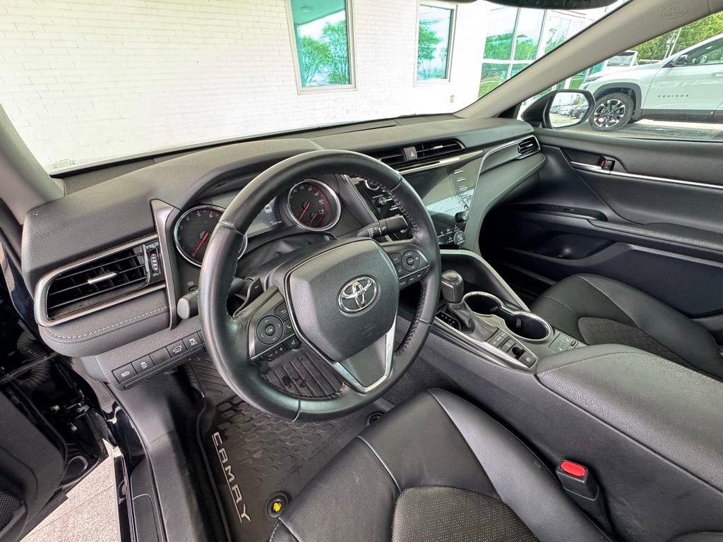 Used 2019 Toyota Camry XSE FWD image 12