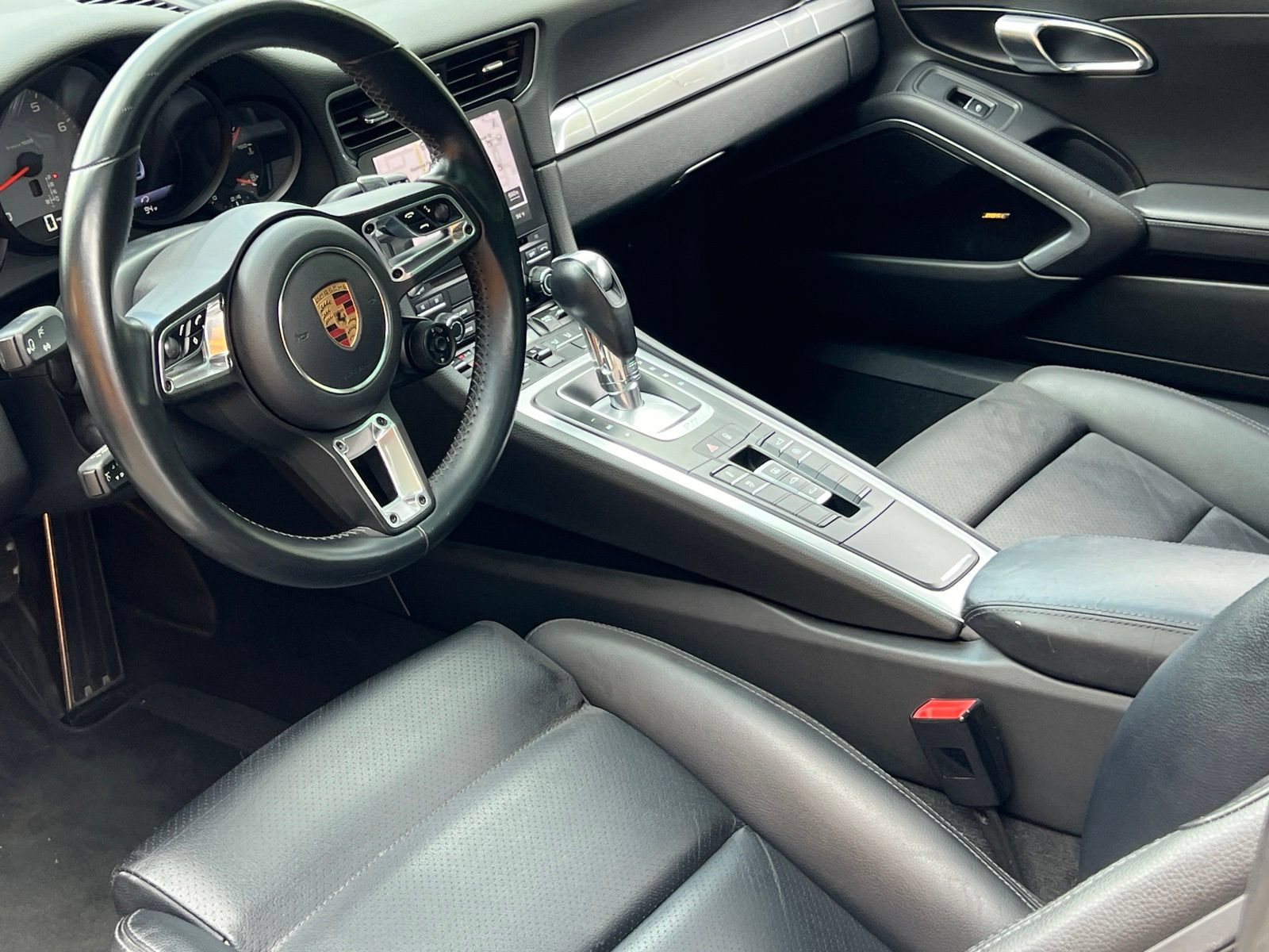 Used 2017 Porsche 911 Carrera 4S AWD/4WD image 4