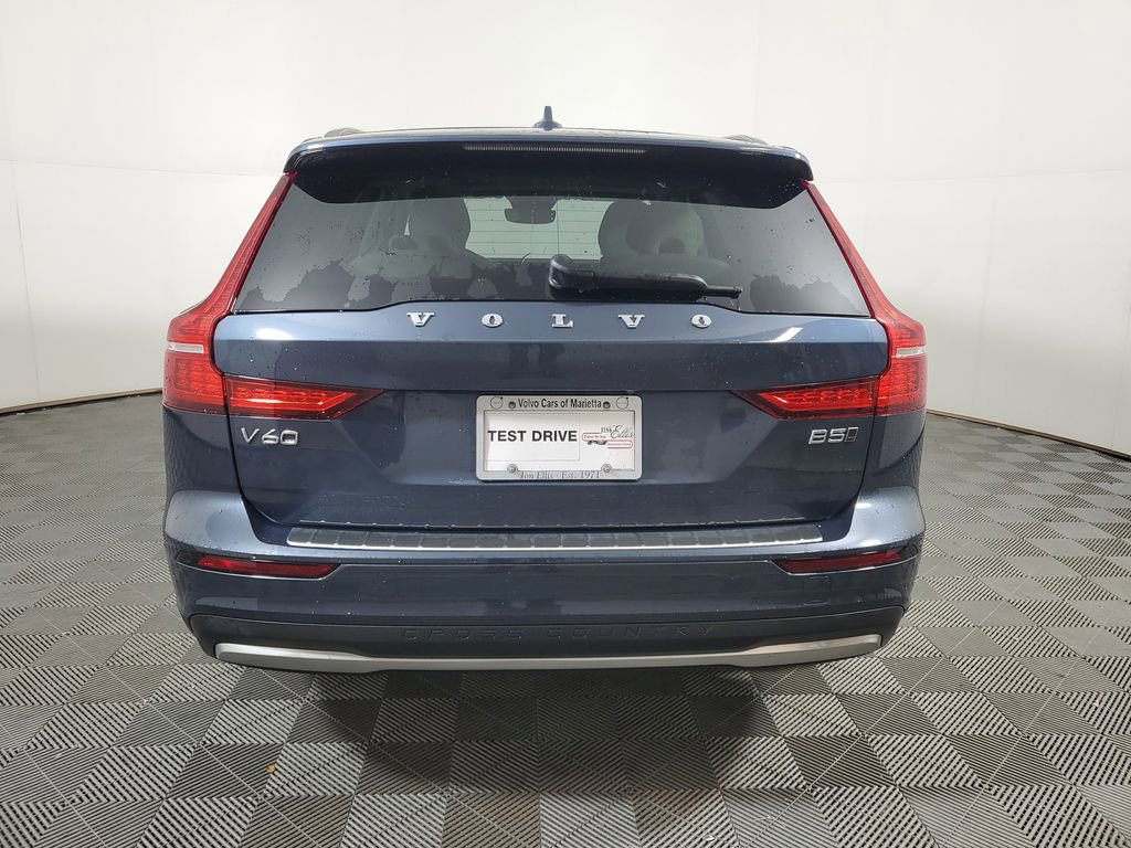 Certified 2026 Volvo V60 B5 Cross Country Plus w/ Protection Package Premier image 7