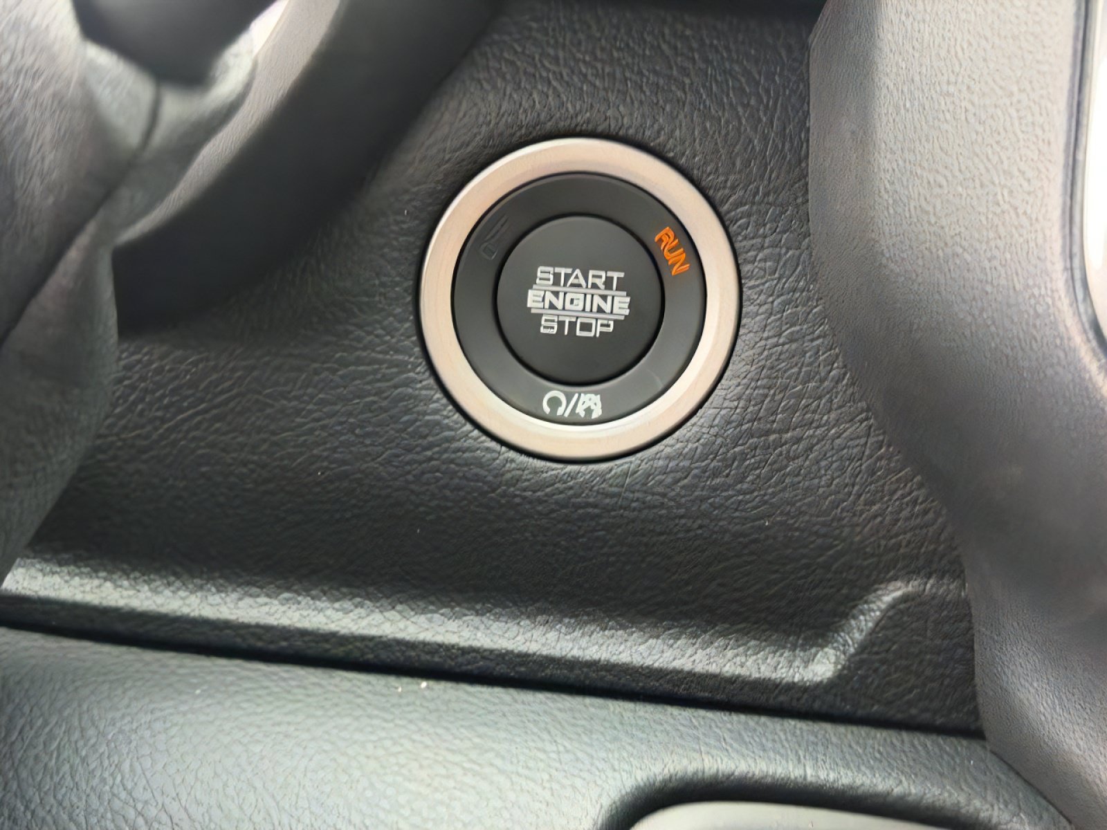 New 2027 RAM 2500 Laramie AWD/4WD image 23