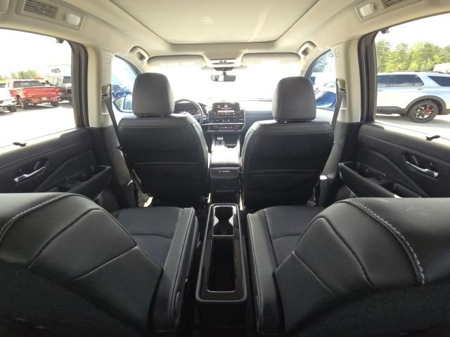 Used 2025 Nissan Pathfinder SL w/ SL Premium Package image 20