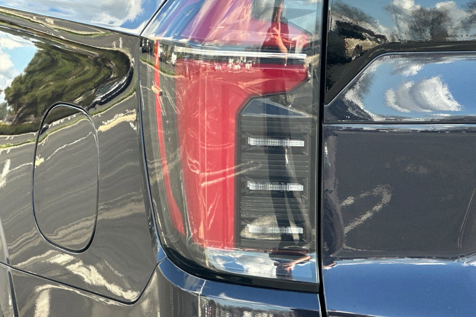 Certified 2025 Chevrolet Tahoe Z71 image 49