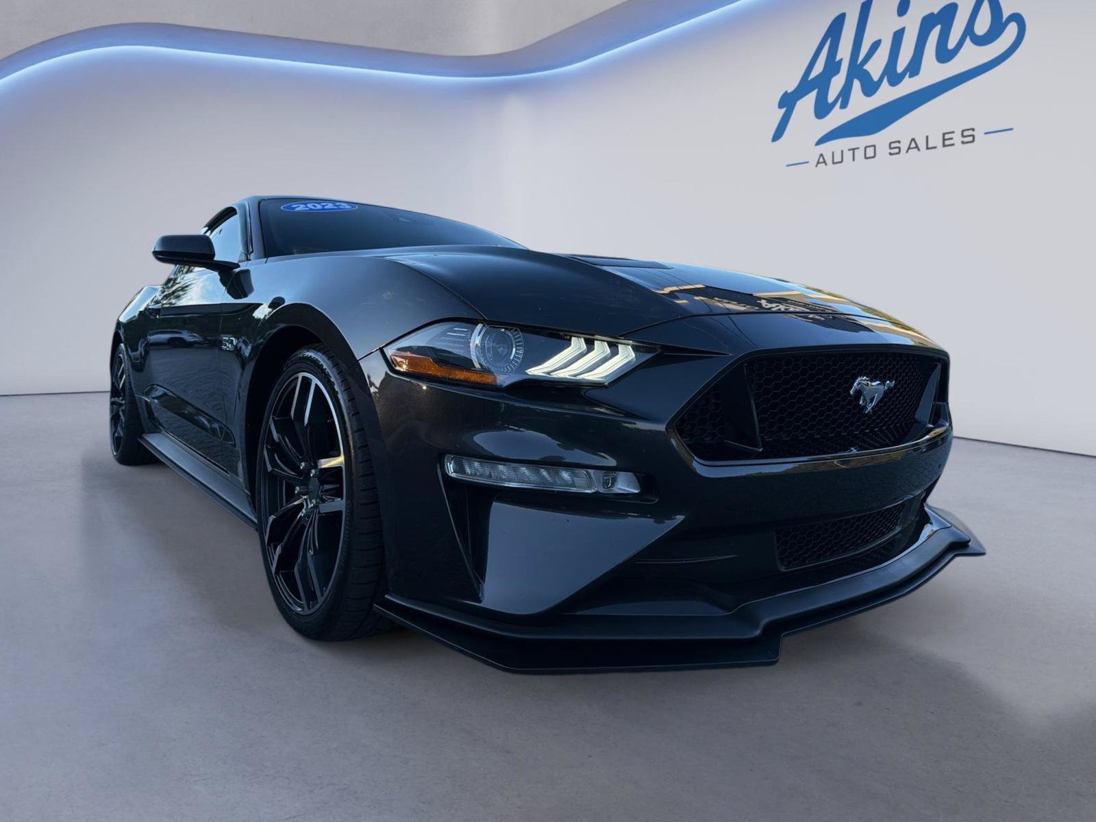Used 2023 Ford Mustang GT Premium RWD image 1