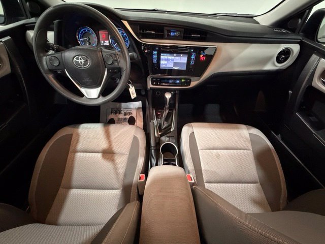 Used 2018 Toyota Corolla LE FWD image 14
