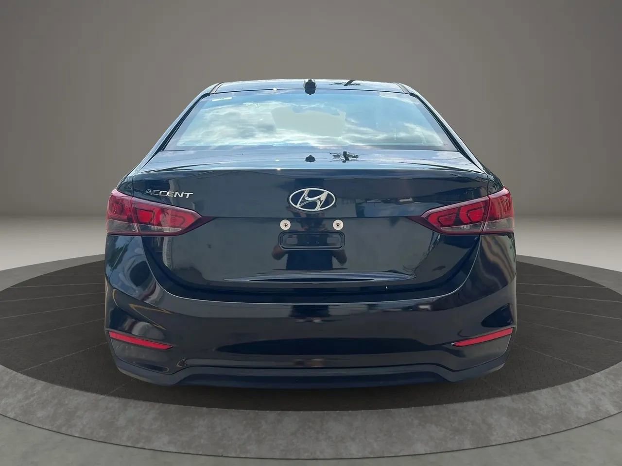 Used 2022 Hyundai Accent SEL image 6