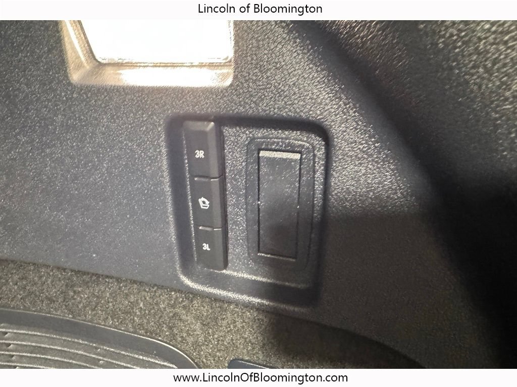 Certified 2025 Lincoln Aviator Reserve w/ Illumination Package AWD/4WD image 27