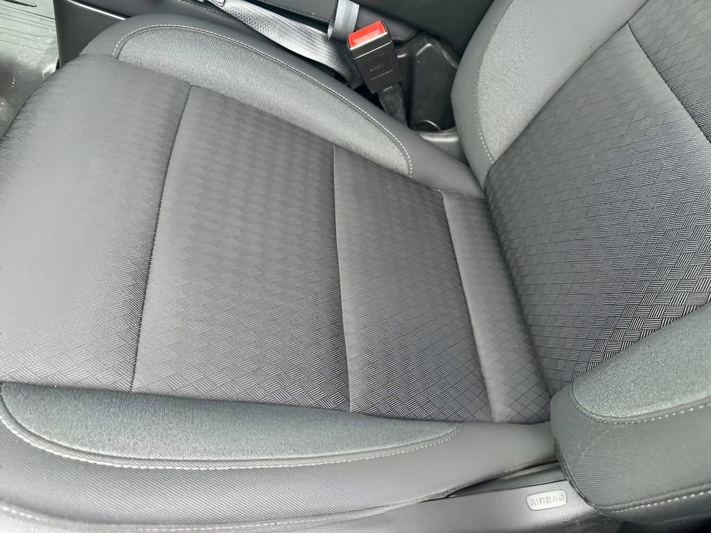 Used 2022 GMC Sierra 1500 Elevation w/ LPO, Elevation Black Package image 9