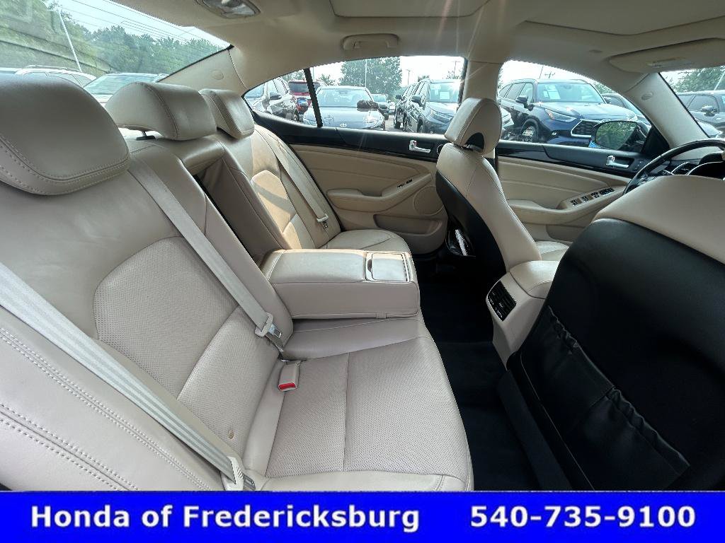 Used 2015 Kia Cadenza Premium w/ Technology Package FWD image 28