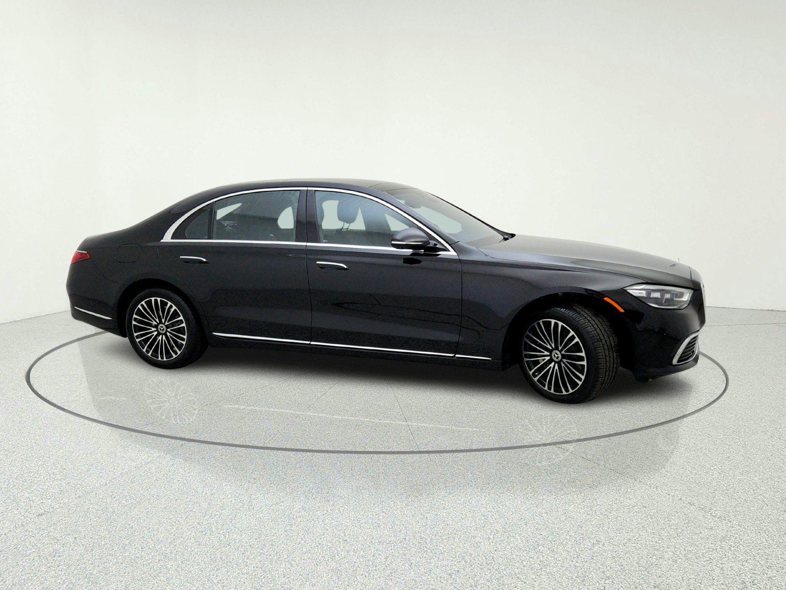 Certified 2026 Mercedes-Benz S 500 4MATIC image 6