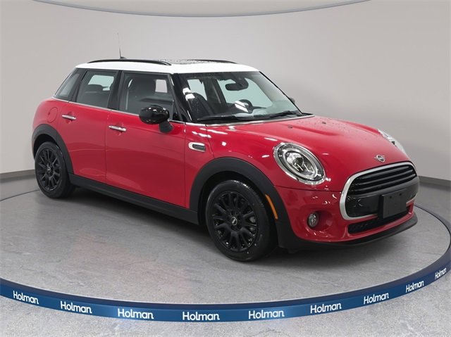 Used 2021 MINI Cooper 4-Door Hardtop w/ 6.5" Touchscreen Package image 4