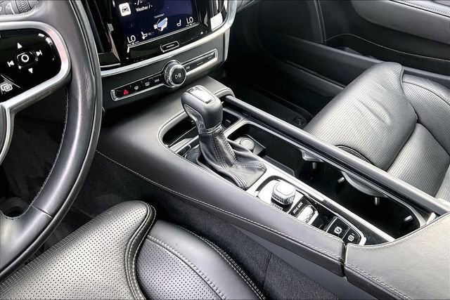 Used 2017 Volvo V90 T6 Cross Country AWD/4WD image 14