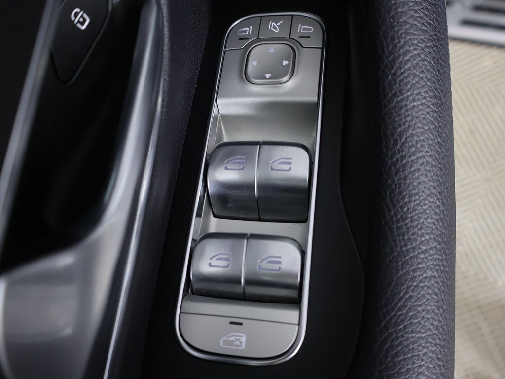 Used 2023 Mercedes-Benz GLE 350 4MATIC image 34