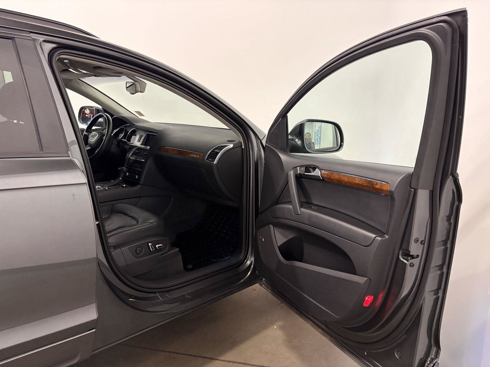 Used 2015 Audi Q7 TDI Premium Plus AWD/4WD image 38