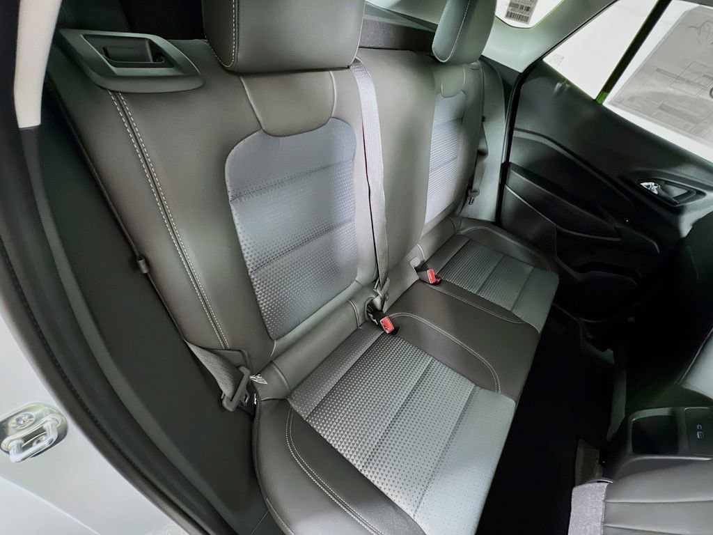 New 2026 Chevrolet Trax LT w/ Driver Confidence Package image 25