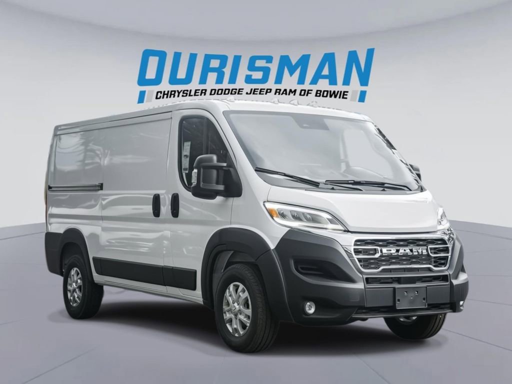 New 2025 RAM ProMaster 2500 w/ Quick Order Package 22G SLT