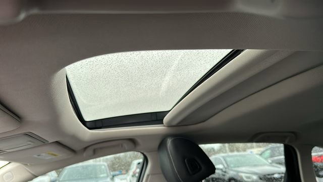 Used 2024 Acura TLX w/ Technology Package image 10