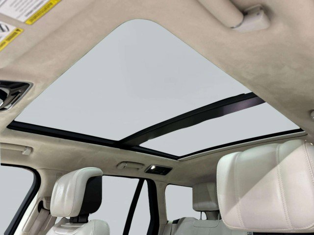 Used 2019 Land Rover Range Rover HSE image 70