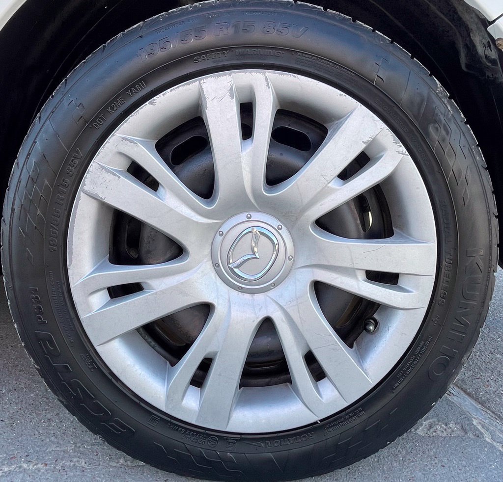 Used 2014 MAZDA MAZDA2 Sport FWD image 10