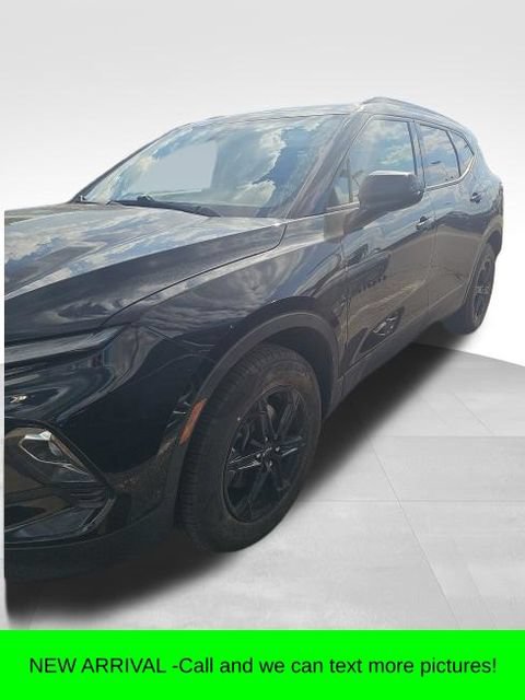 Certified 2024 Chevrolet Blazer LT w/ Convenience Package AWD/4WD image 1