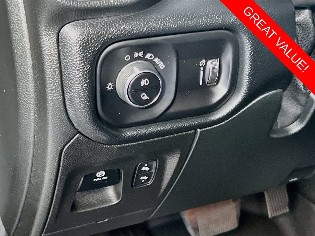 Used 2020 RAM 1500 Big Horn RWD image 10