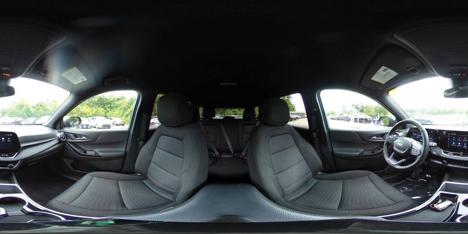 Used 2025 Chevrolet Equinox LT FWD image 41