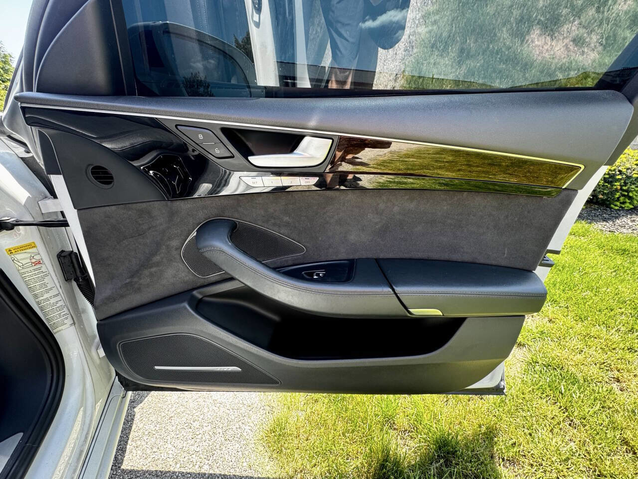 Used 2016 Audi A8 L 3.0T w/ Executive Package image 35