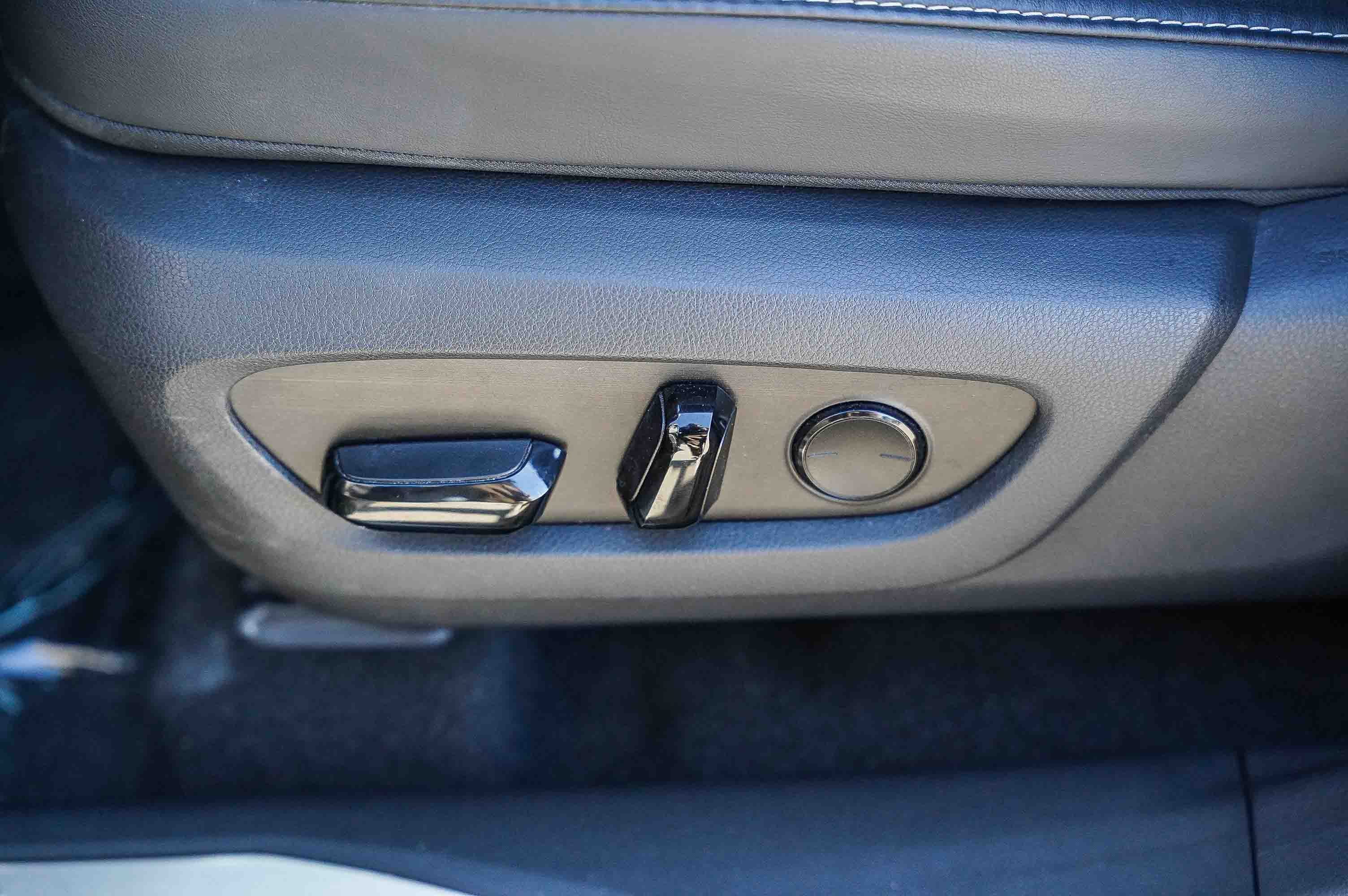 Used 2024 Lexus RX 350 Premium w/ Convenience Package image 21