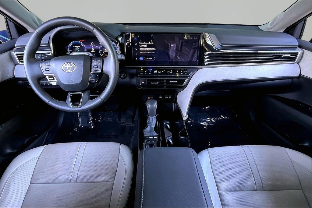 Used 2025 Toyota Camry XLE w/ Premium Plus Package FWD image 8