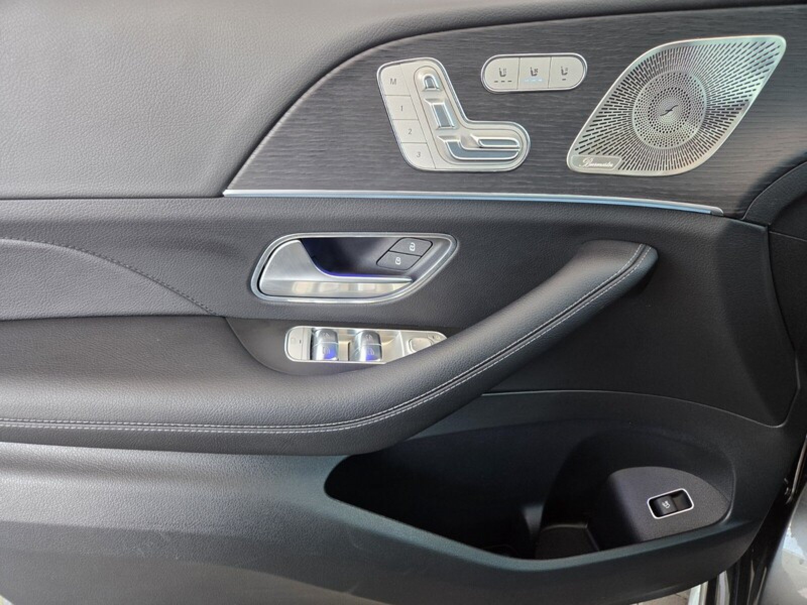 Certified 2025 Mercedes-Benz GLE 580 4MATIC image 23