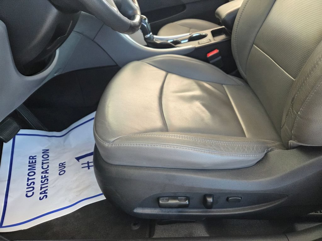 Used 2011 Hyundai Sonata Limited FWD image 14