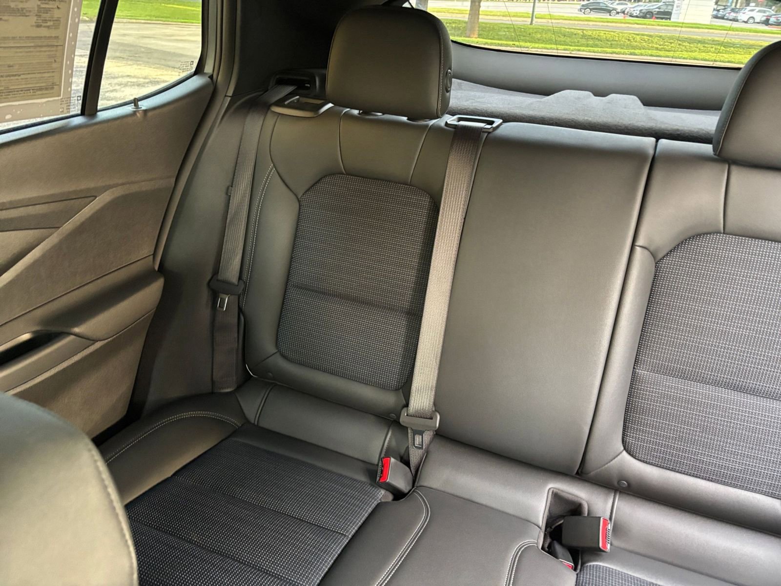 Used 2025 Buick Envista Preferred FWD image 34