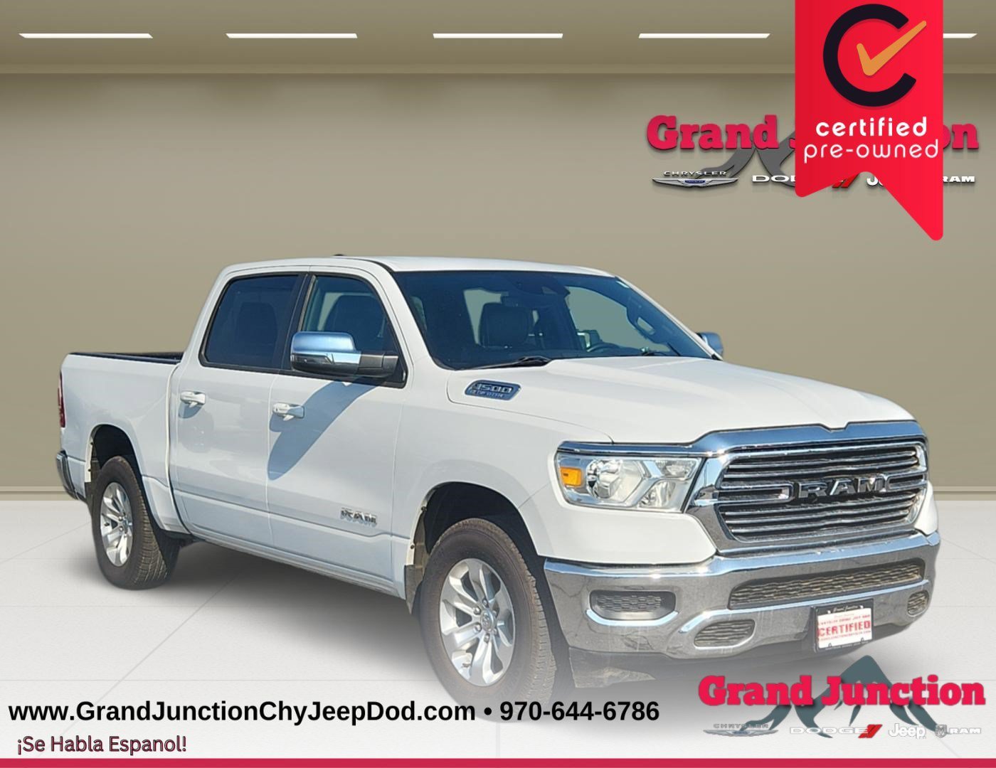 Used 2024 RAM 1500 Laramie AWD/4WD image 1