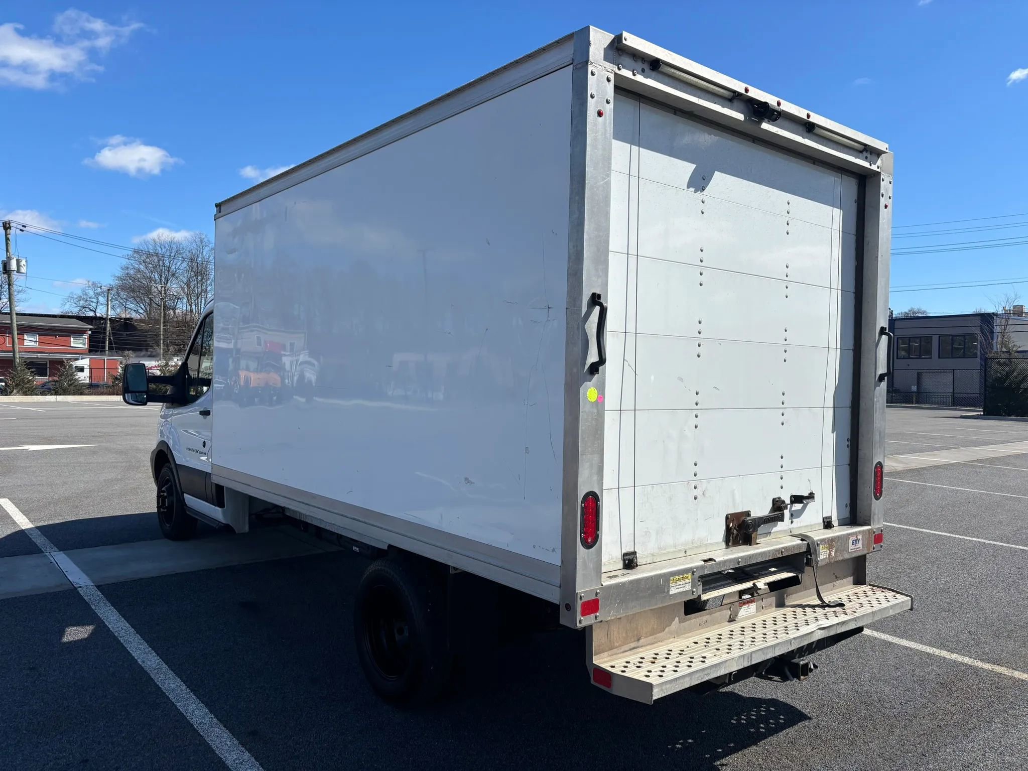 Used 2019 Ford Transit 350 350 HD Cab & Chassis 2D image 7