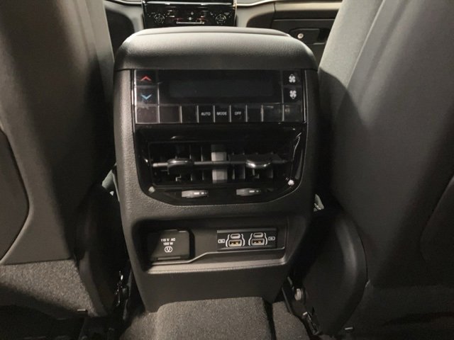 New 2025 Jeep Grand Cherokee L Laredo w/ Luxury Tech Group I image 12