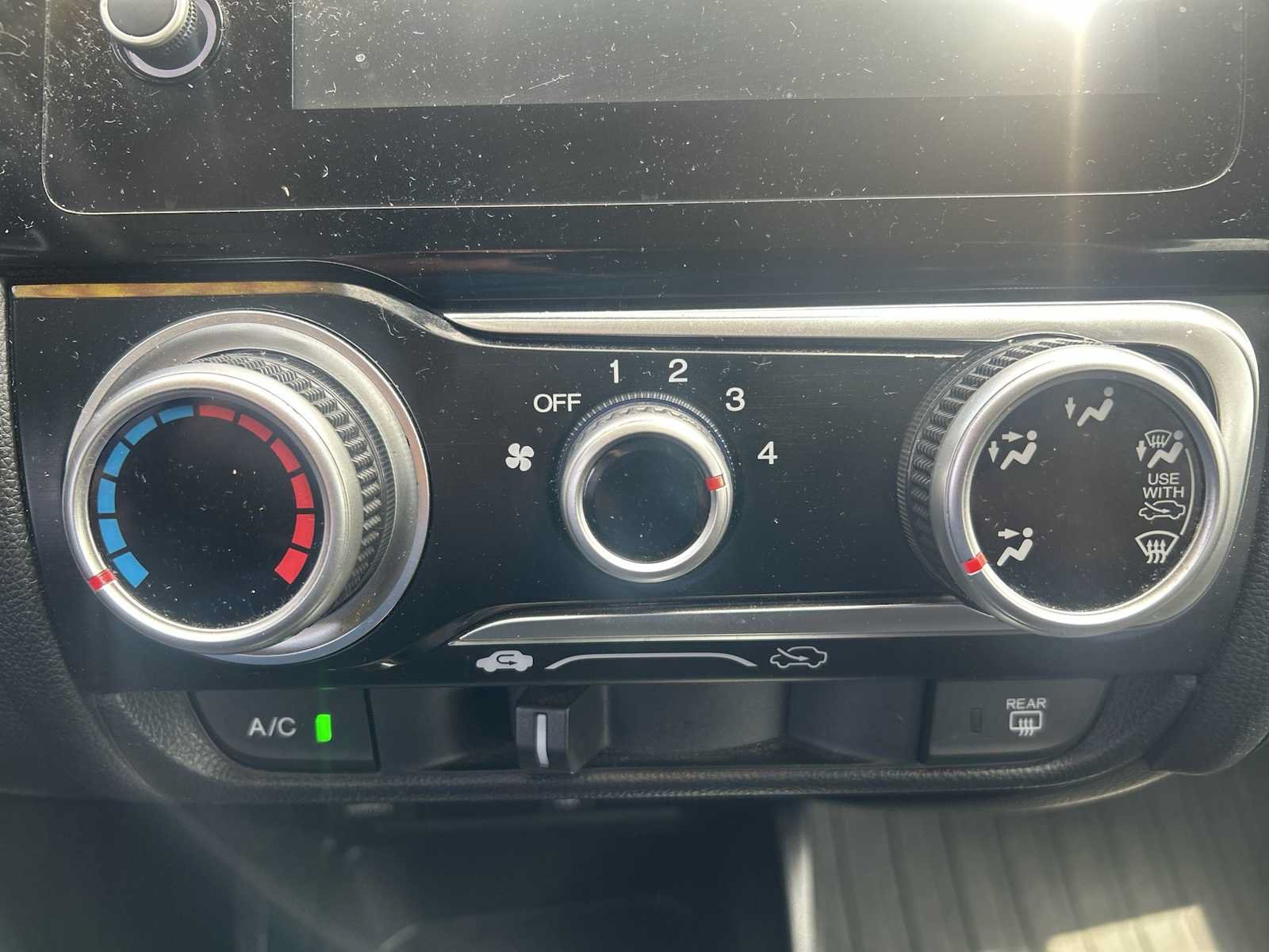 Used 2018 Honda Fit EX image 17