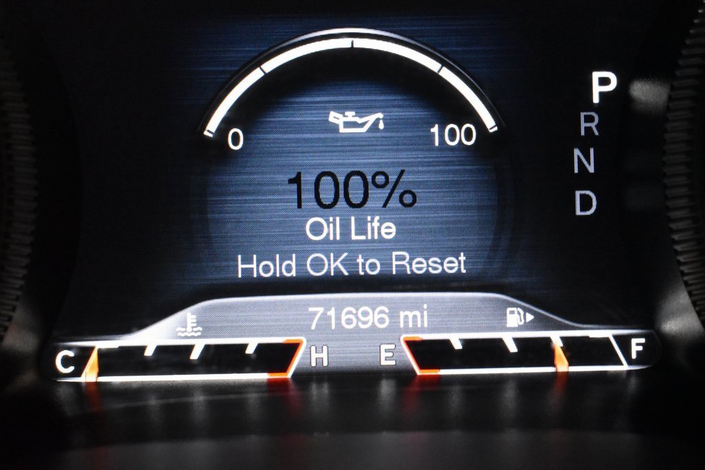 Used 2017 Jeep Cherokee Limited image 23