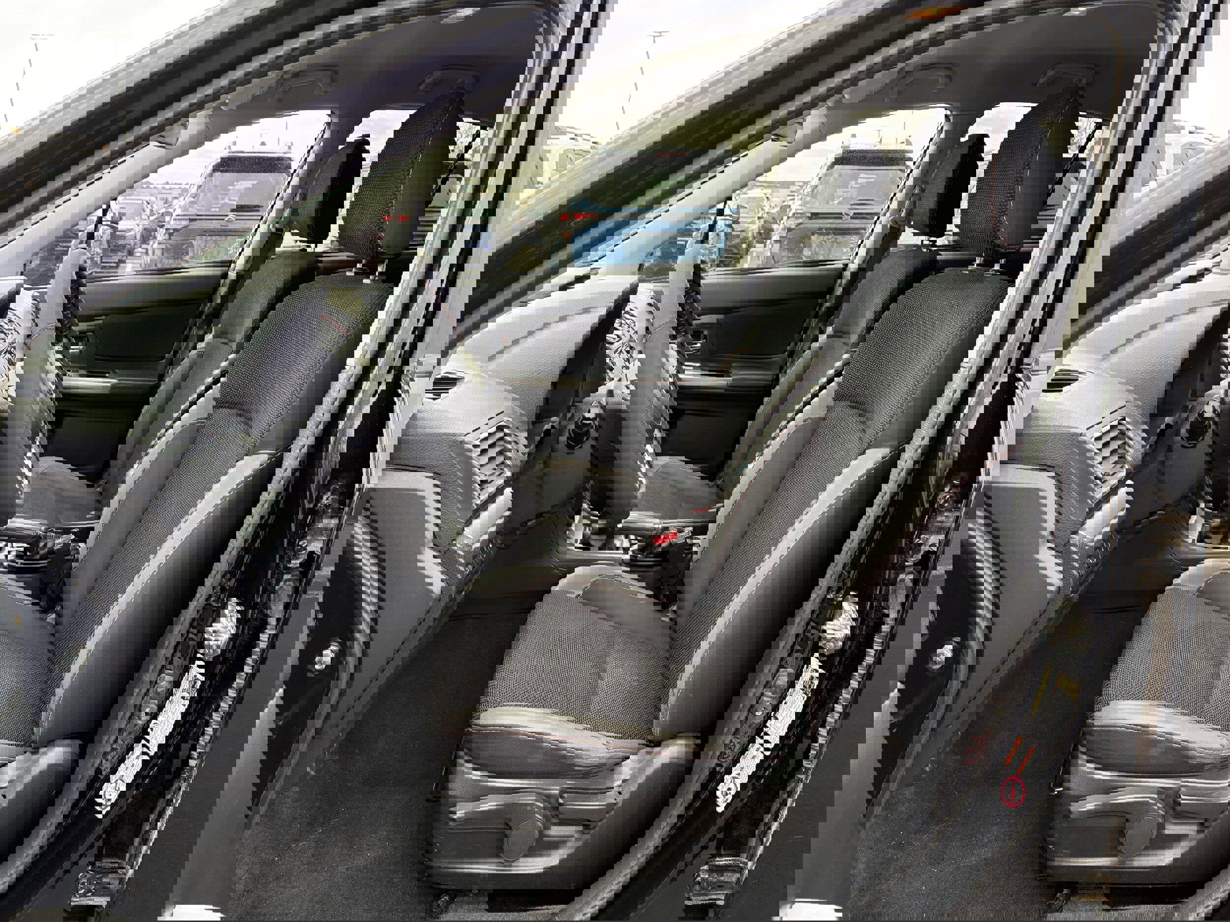 Used 2017 Subaru Crosstrek 2.0i Premium w/ Popular Package #2 image 26