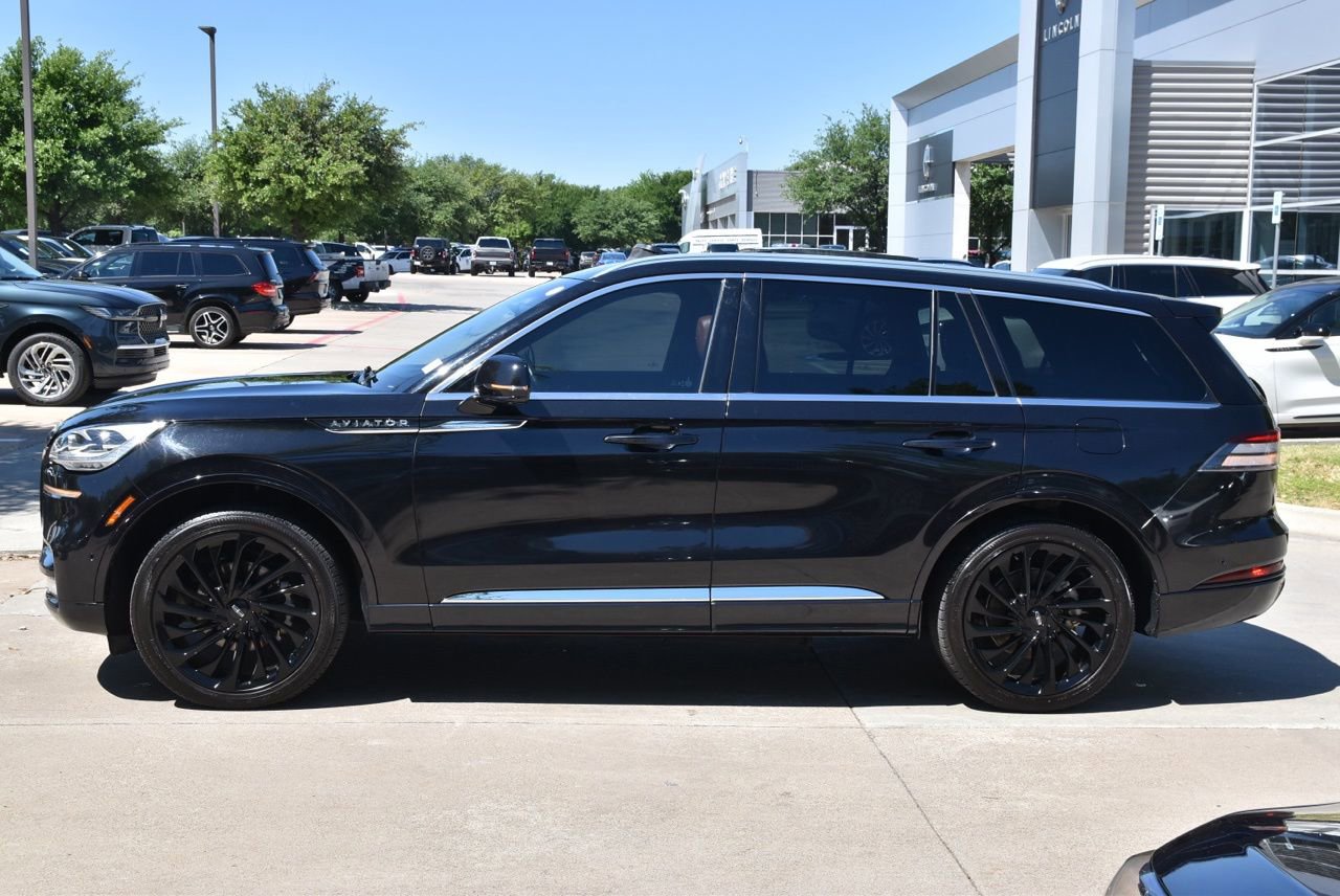 Used 2022 Lincoln Aviator Reserve w/ Equipment Group 201A image 12