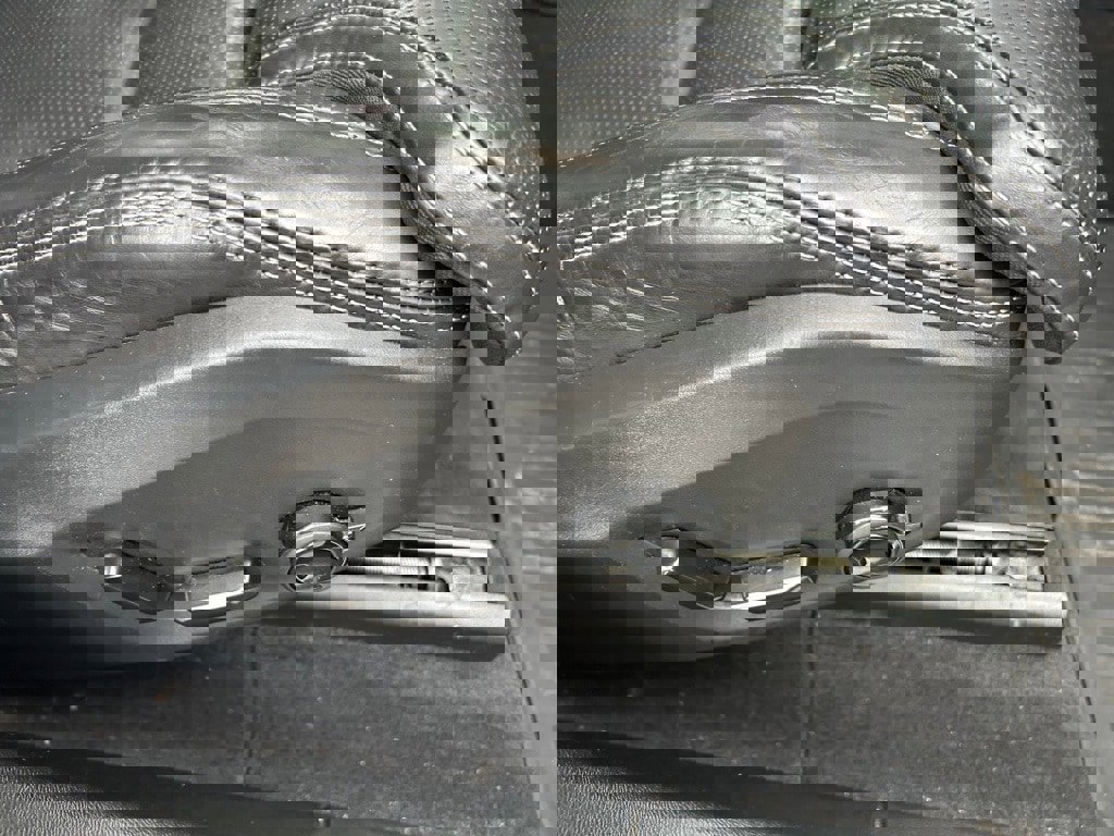 Certified 2022 Volvo XC60 B5 Inscription w/ Advanced Package image 15