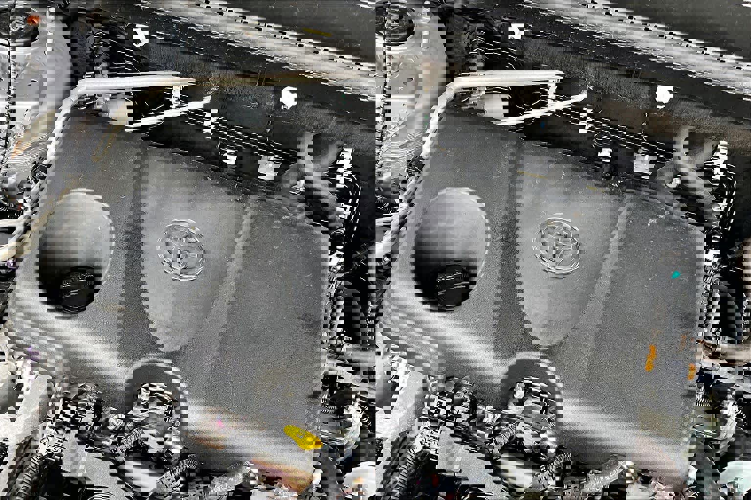 Used 2020 Toyota RAV4 Limited FWD image 31